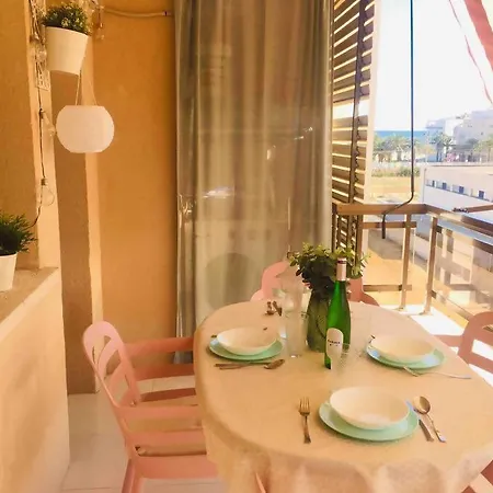 Apartment Con Wifi Y Piscina Cerca Del Mar
