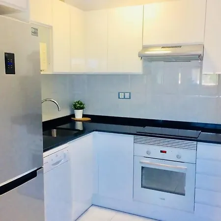 Apartment Con Wifi Y Piscina Cerca Del Mar